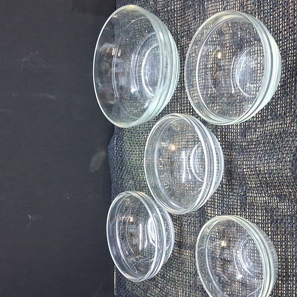 Set of 5 small Clear Glass Bowls - Picture 1 of 9